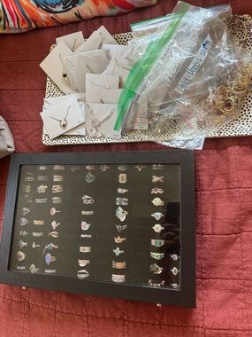 100+ Piece Bomb Party Jewelry Lot! 💎